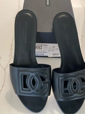 Dolce & Gabbana Black Leather Logo Slide Sandals